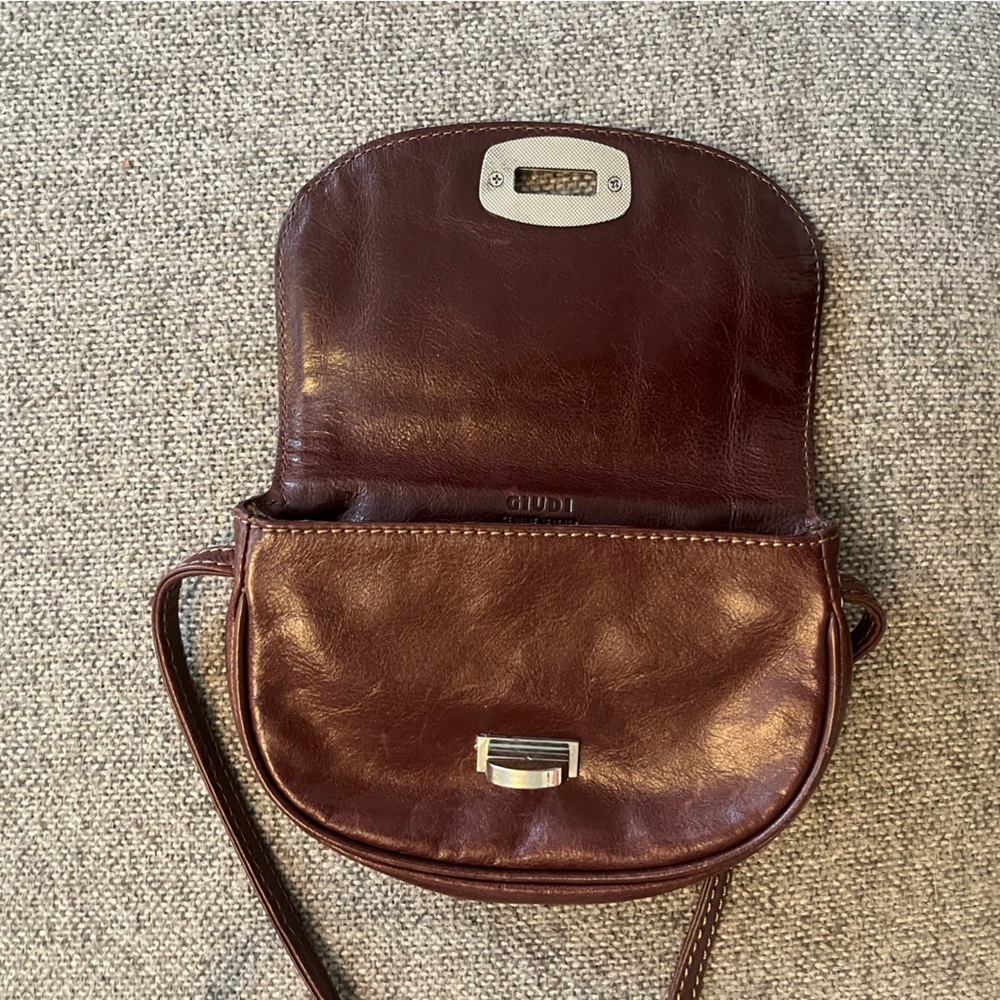 Leather cross body - Picture 4 of 6